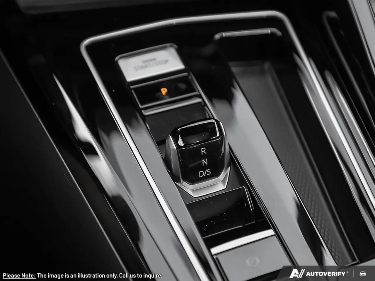 Volkswagen Golf R снимка Volkswagen Golf R