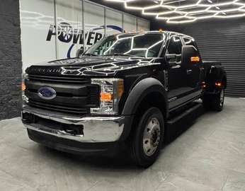 F-450 Super Duty XL 4x4 4dr Crew Cab 8 ft. LB DRW Pickup