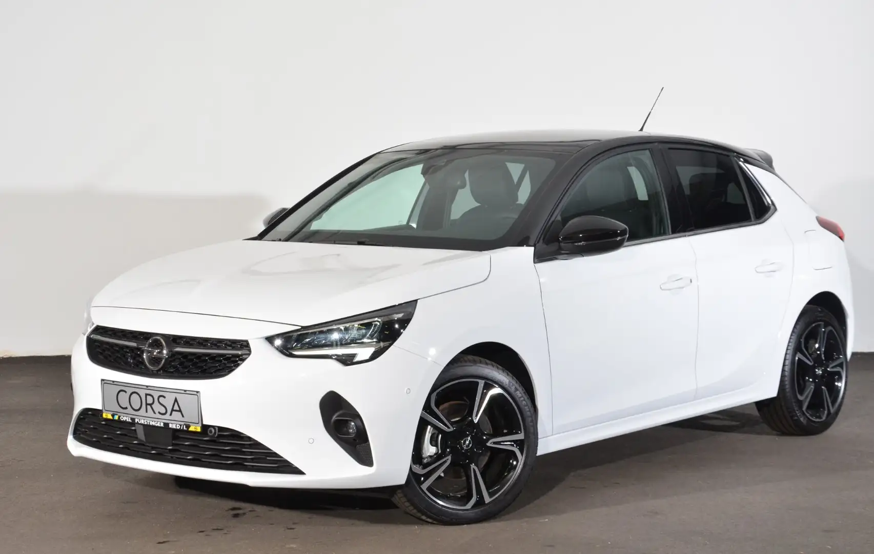 Opel Corsa Corsa 1,2 Direct Injection Tur Wit - 1
