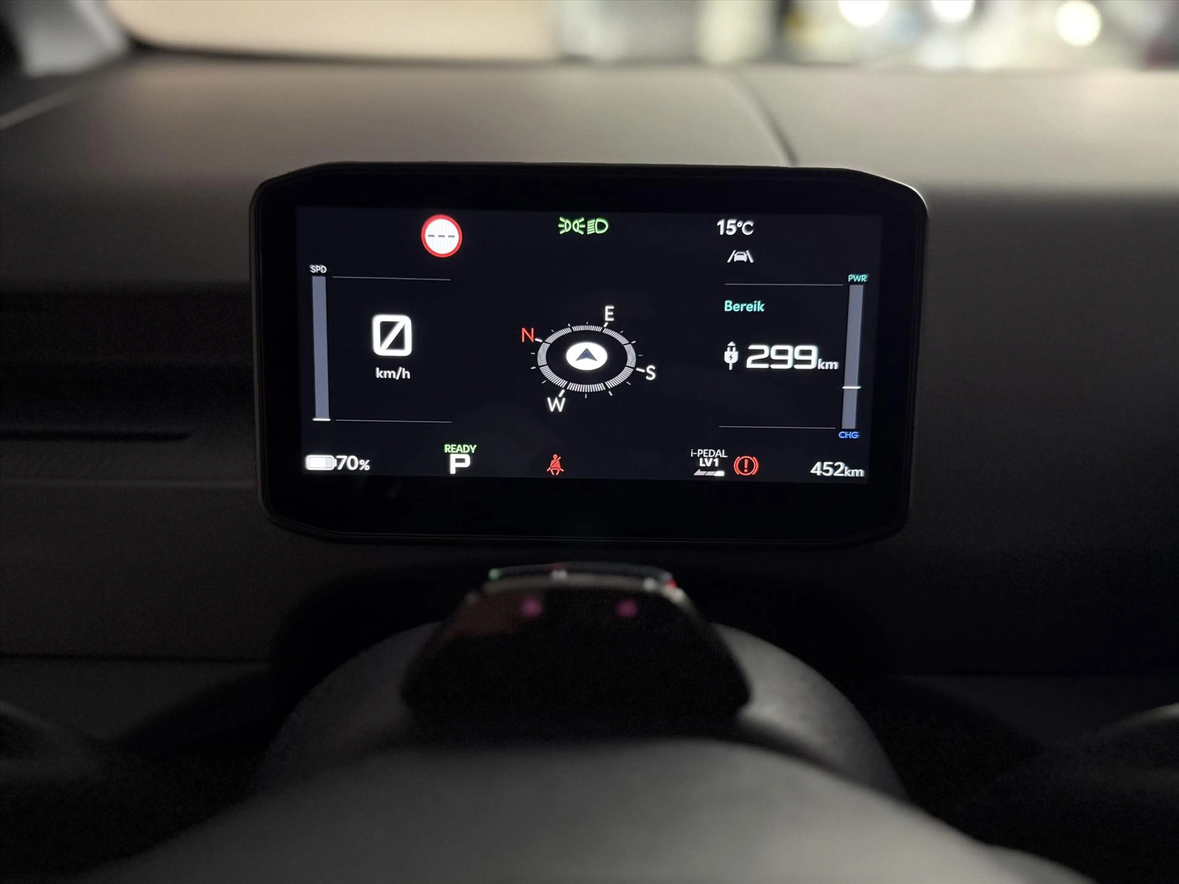 Kia PV5 Cargo GB 71,2 kWh 163pk L2H1 Plus — photo 18