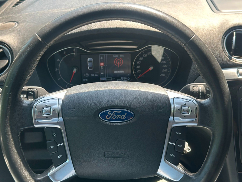 Ford S-Max Durashift Automatik/ 2.2 TDCi/ 7-Sitzer — photo 14