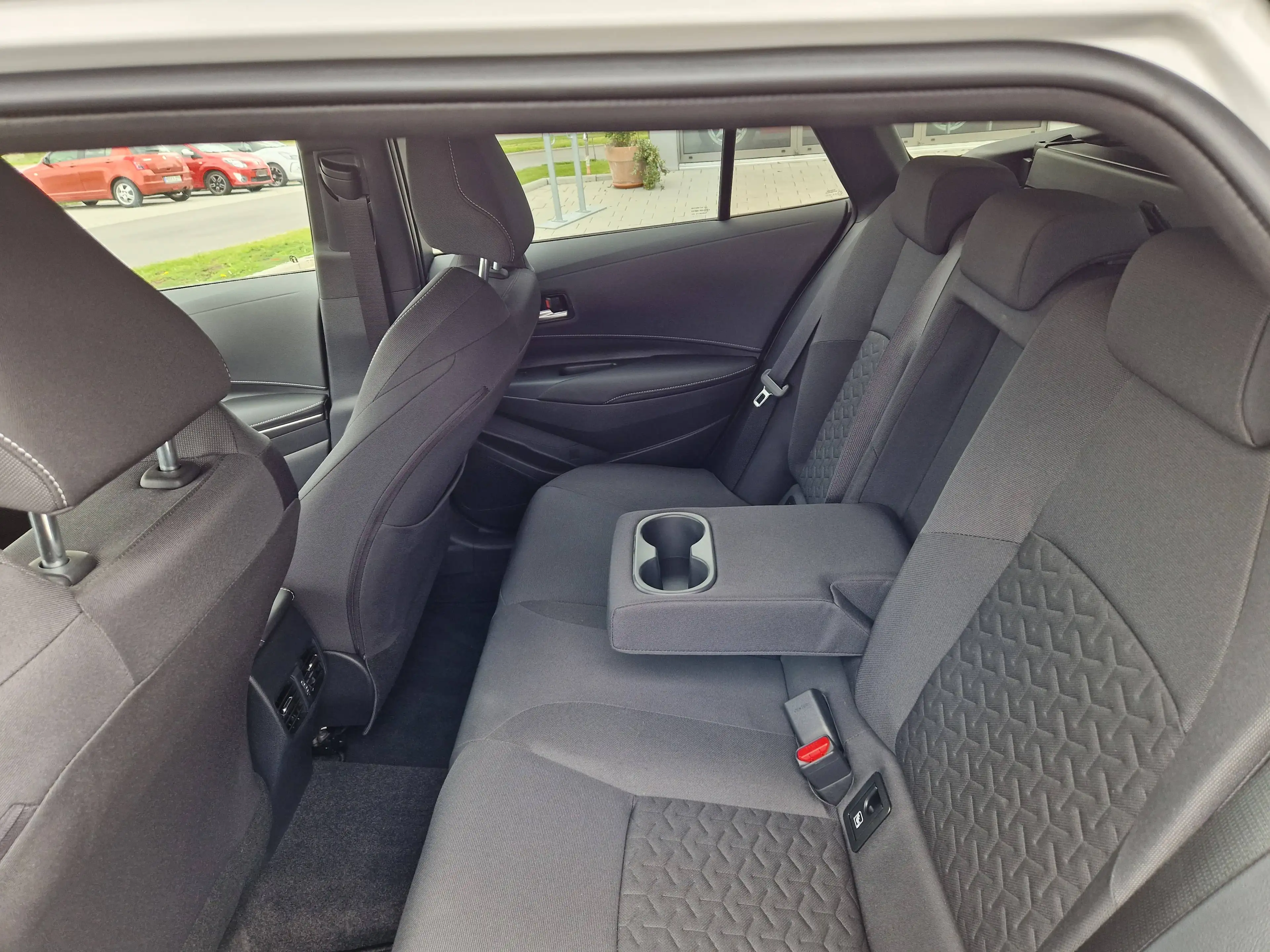 Suzuki Swace Swace 1.8 Hybrid CVT Comfort — photo 14