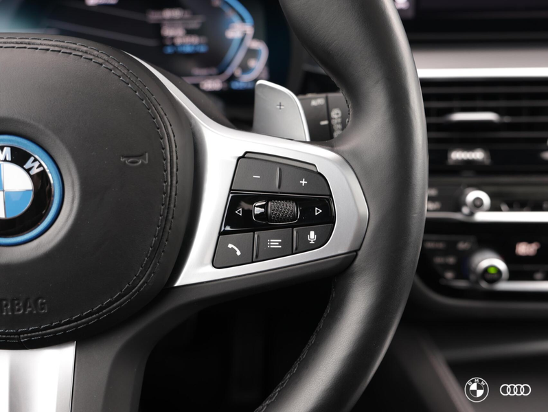 BMW 530 5-serie Touring 530e xDrive M Sport / PANODAK / El — photo 14