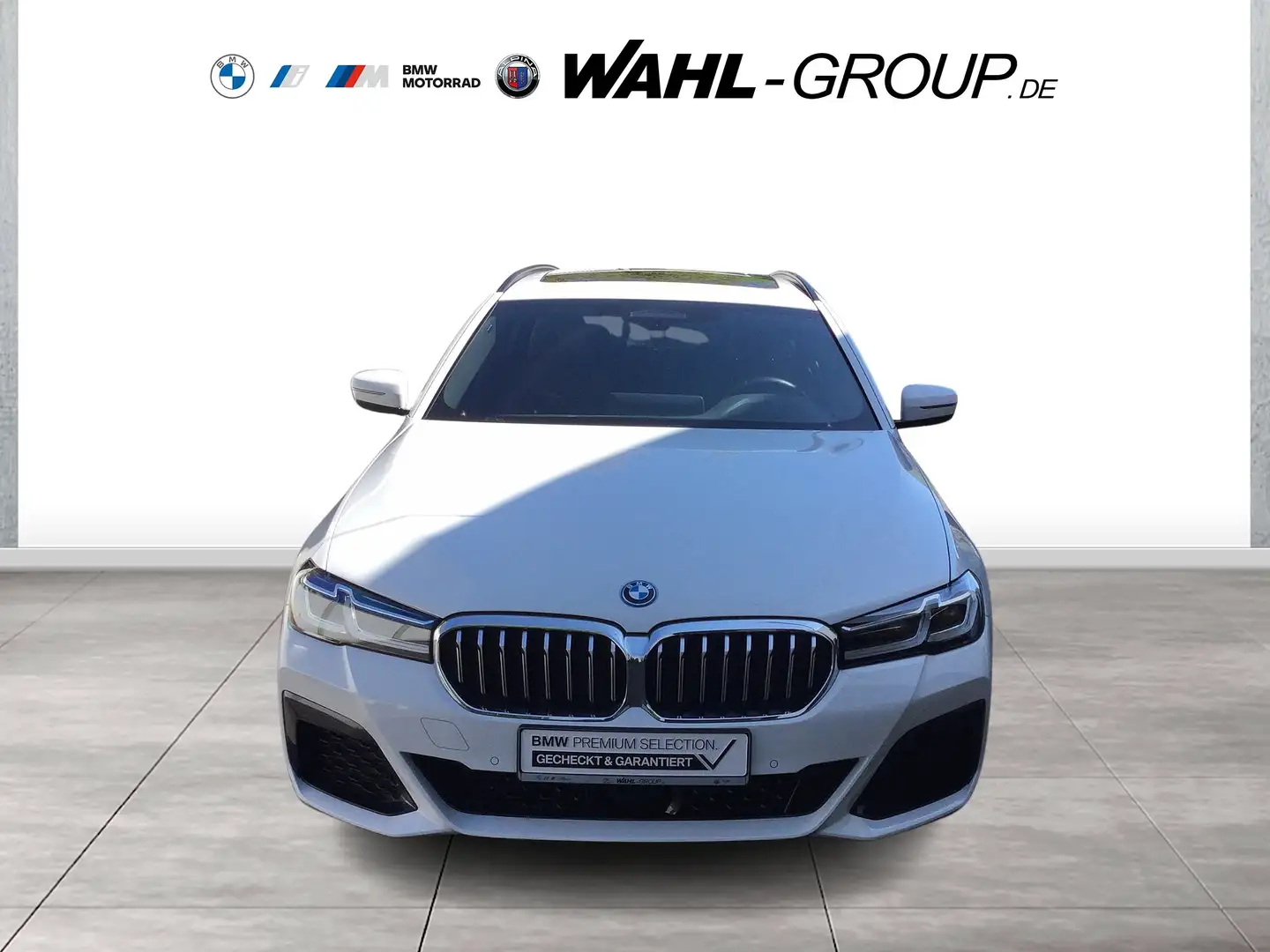 BMW 530 e xDrive TOURING M SPORT LASER AHK PANO HUD  ALARM Weiß - 2