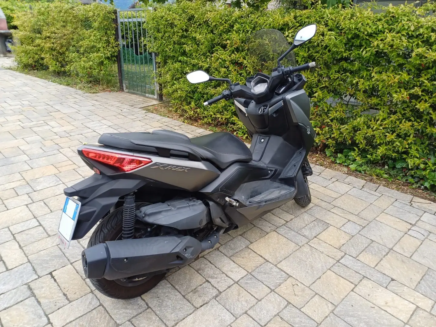 Yamaha X-Max 400 ABS - 2
