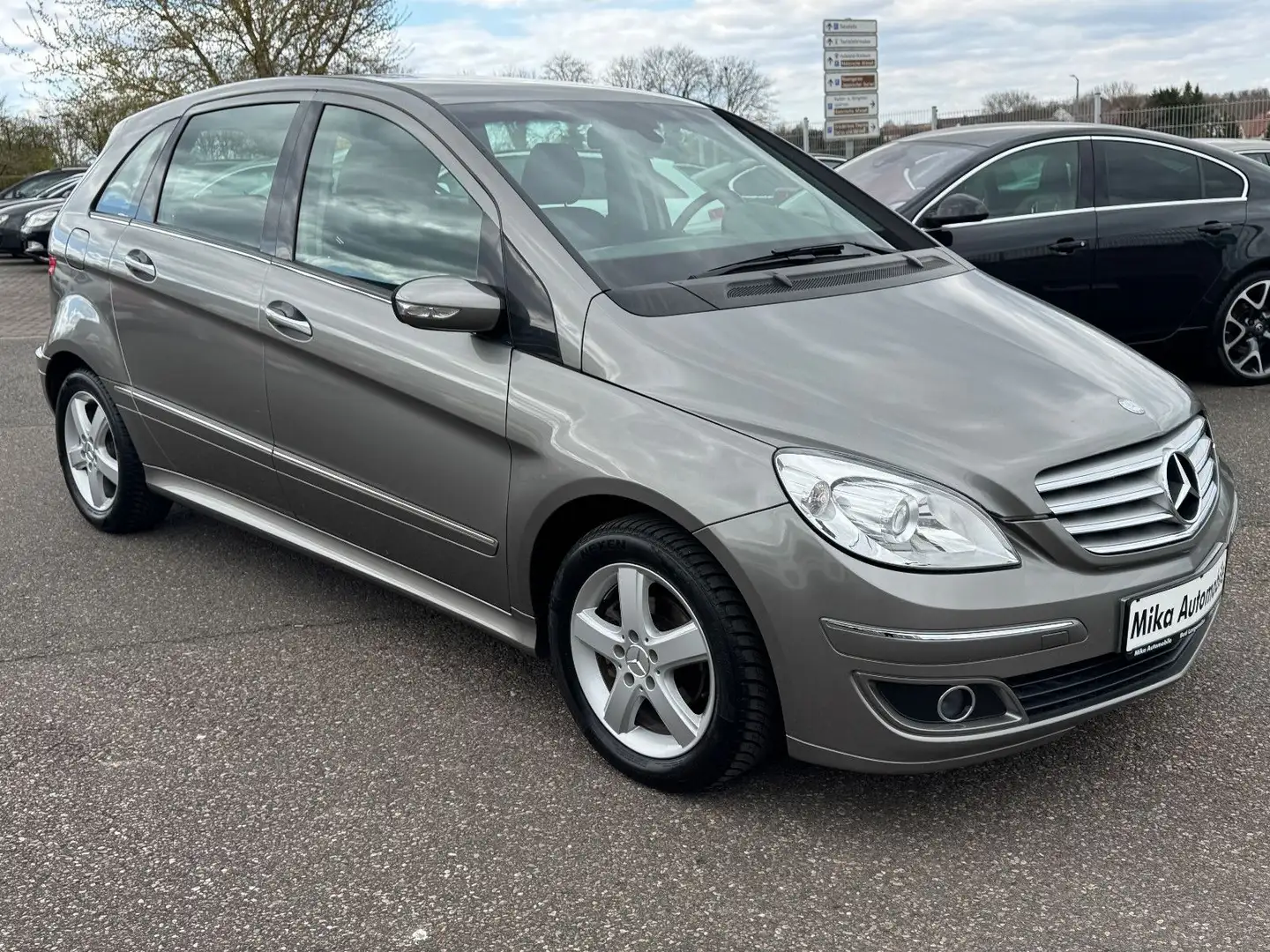 Mercedes-Benz B 150 B -Klasse B TÜV/HU/NEU Grau - 2