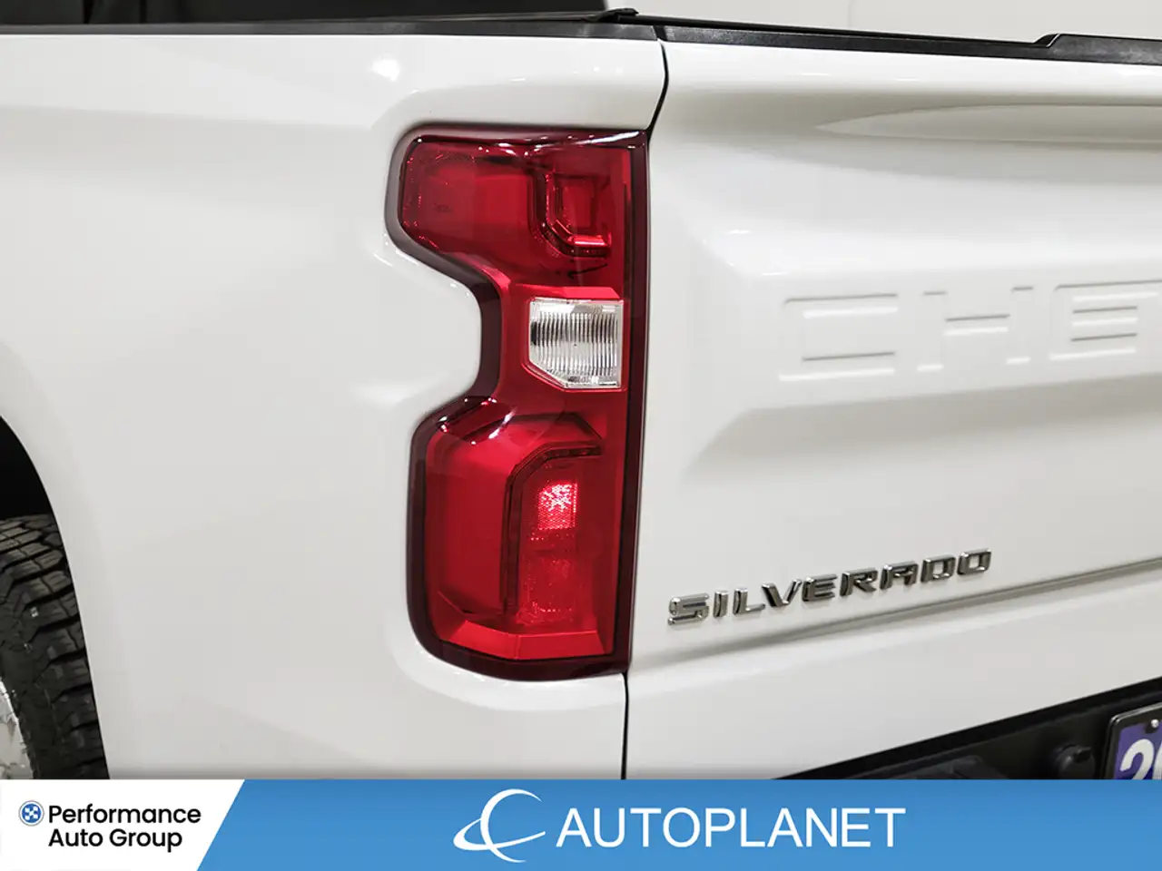 Chevrolet Silverado 1500 снимка Chevrolet Silverado 1500