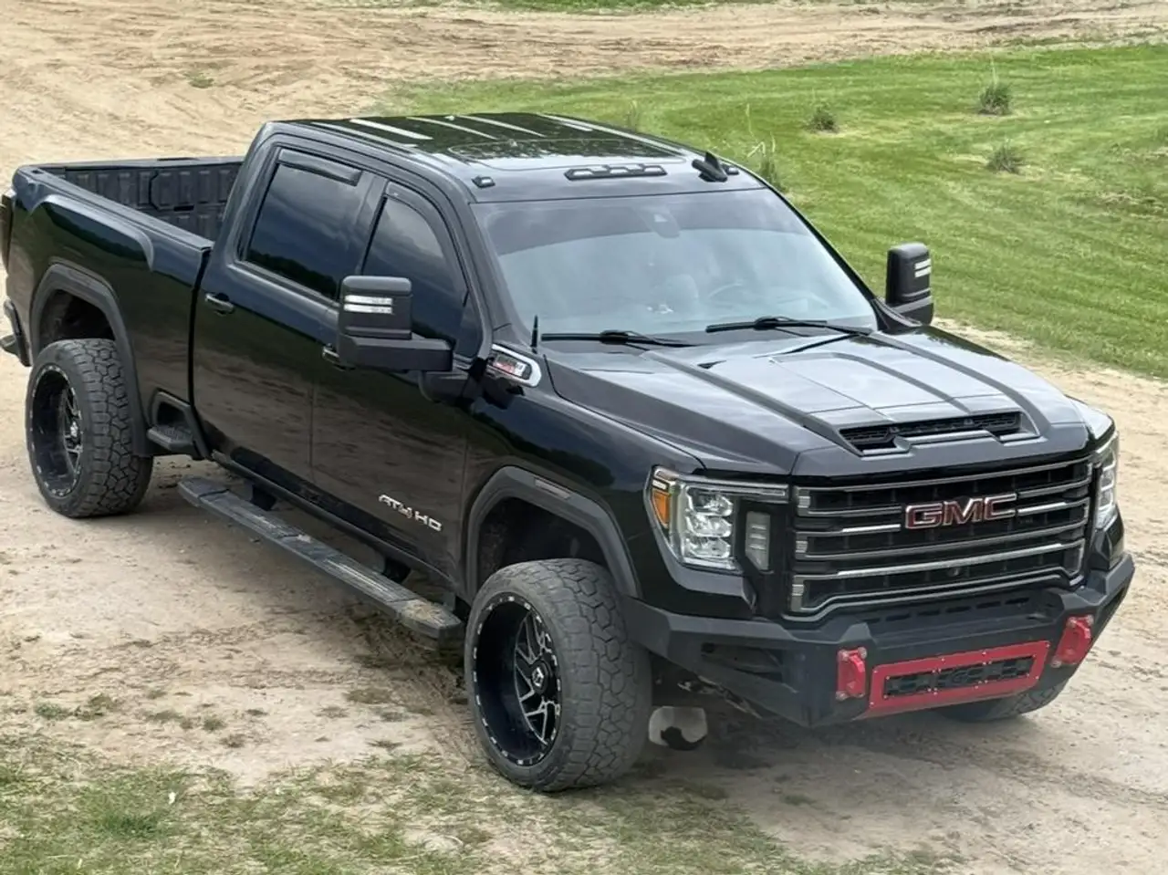 GMC Sierra 2500HD снимка GMC Sierra 2500HD