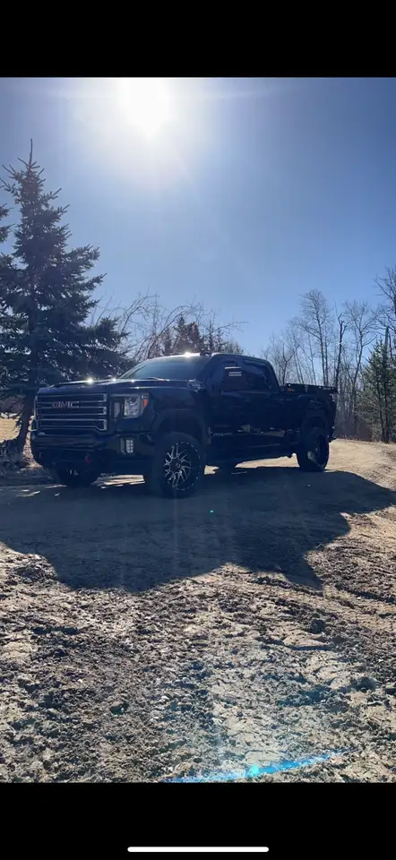 GMC Sierra 2500HD снимка GMC Sierra 2500HD