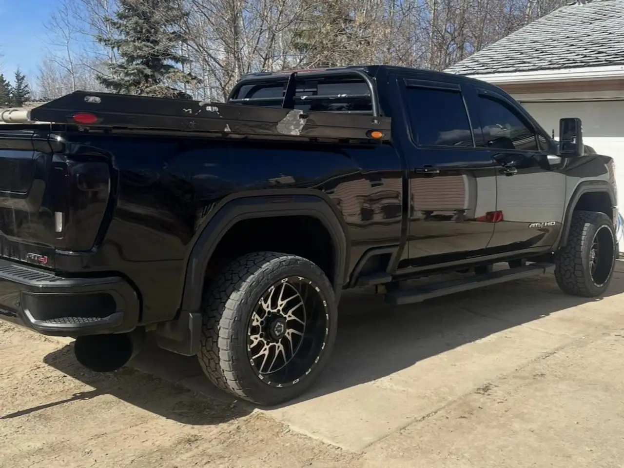 GMC Sierra 2500HD снимка GMC Sierra 2500HD