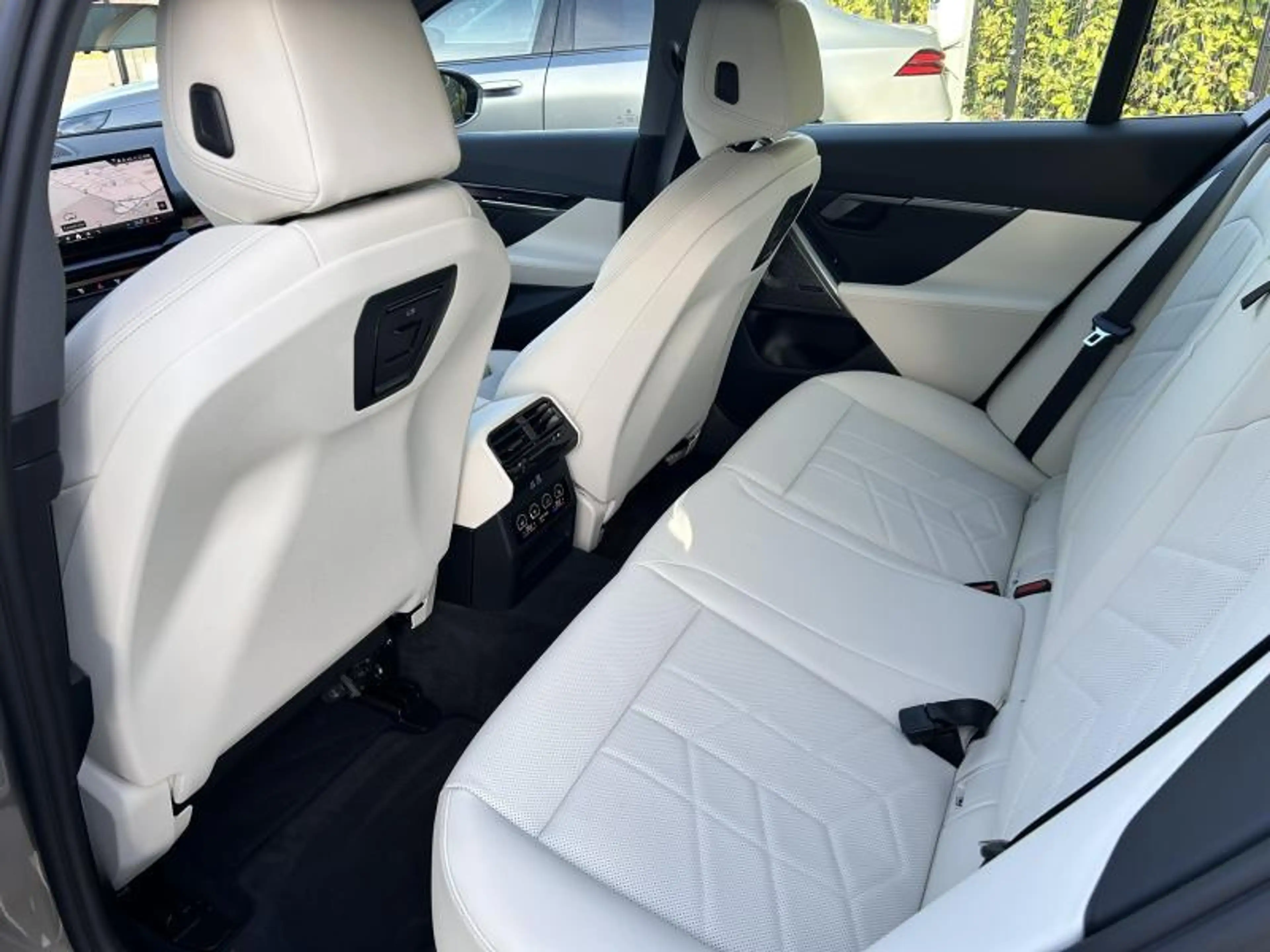 BMW 550 Berline — photo 10