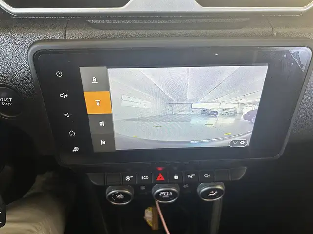 Dacia Duster view 12
