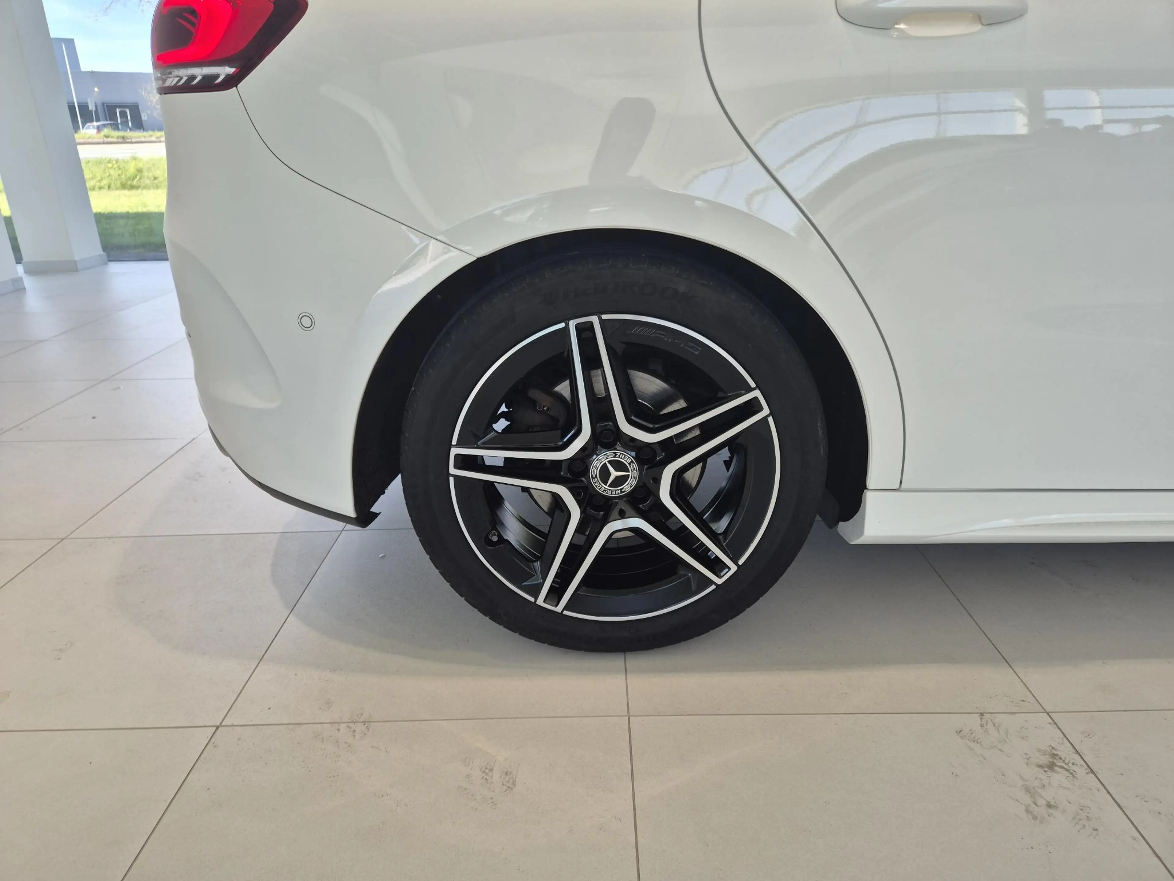Mercedes-Benz B 200 AMG Line | Night Pack | Dodehoekassistent | Verwar — photo 9