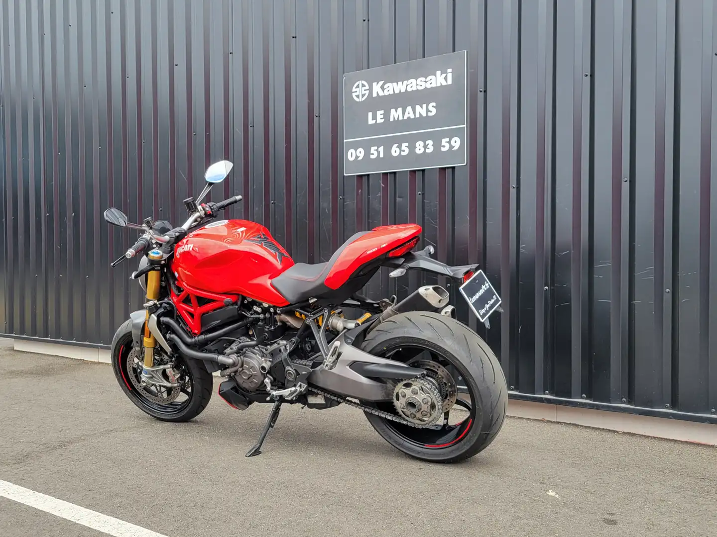 Ducati Monster 1200 Rouge - 2