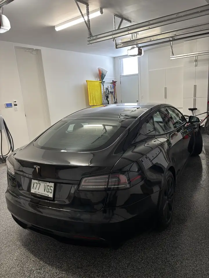 Tesla Model S снимка Tesla Model S
