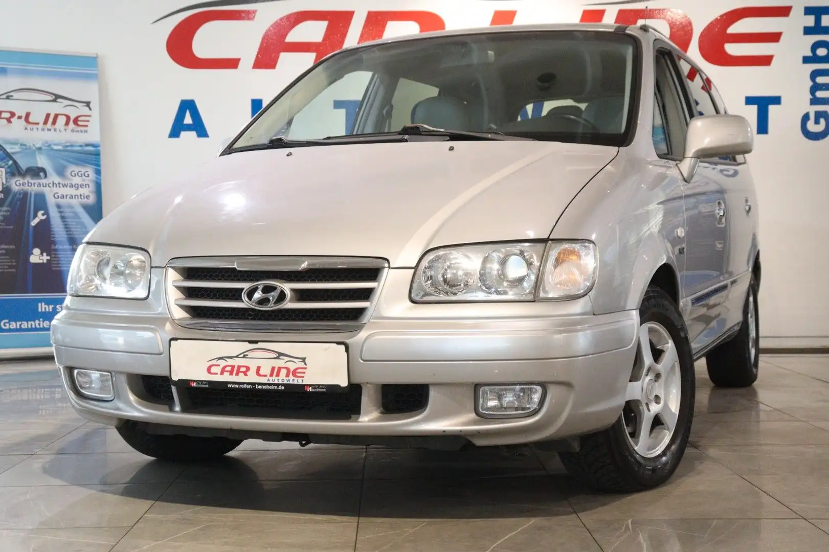 Hyundai Trajet 2.7 V6 GLS *7-Sitzer*Automatik*AHK 1,9t* Argintiu - 1