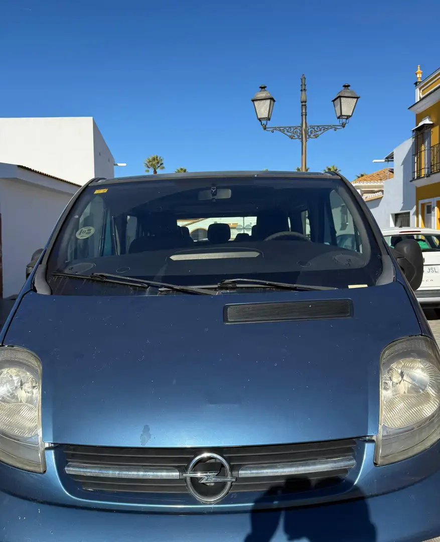 Opel Vivaro Vivaro Com.6 2.5CDTI Corto 2900 Azul - 2