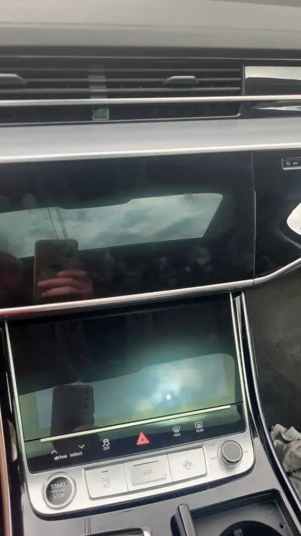 Audi A8 60 TFSI e quattro tiptronic - 1