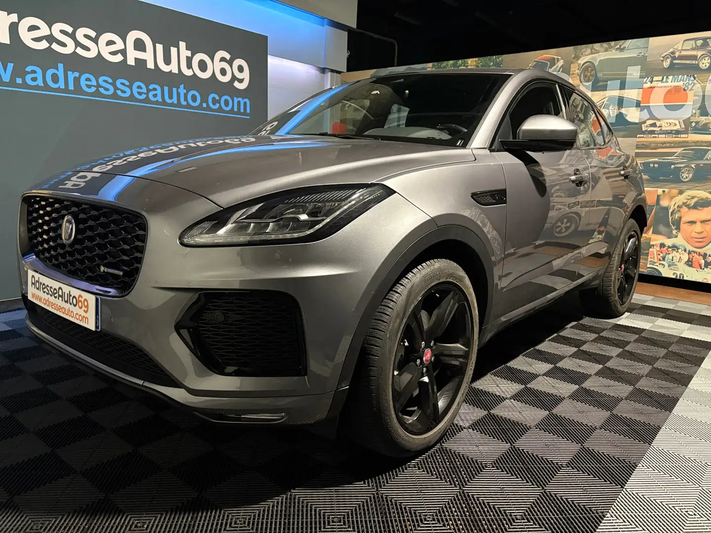 Jaguar E-Pace R-Dynamic SE AWD Grau - 2