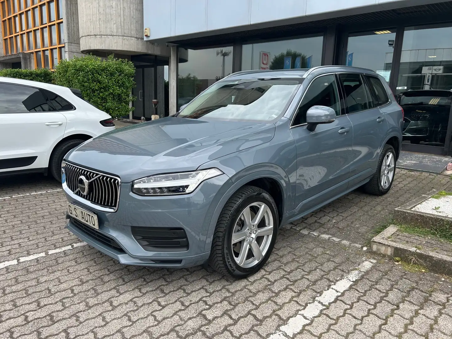 Volvo XC90 2.0 b5 Core awd 7 posti auto Grigio - 1