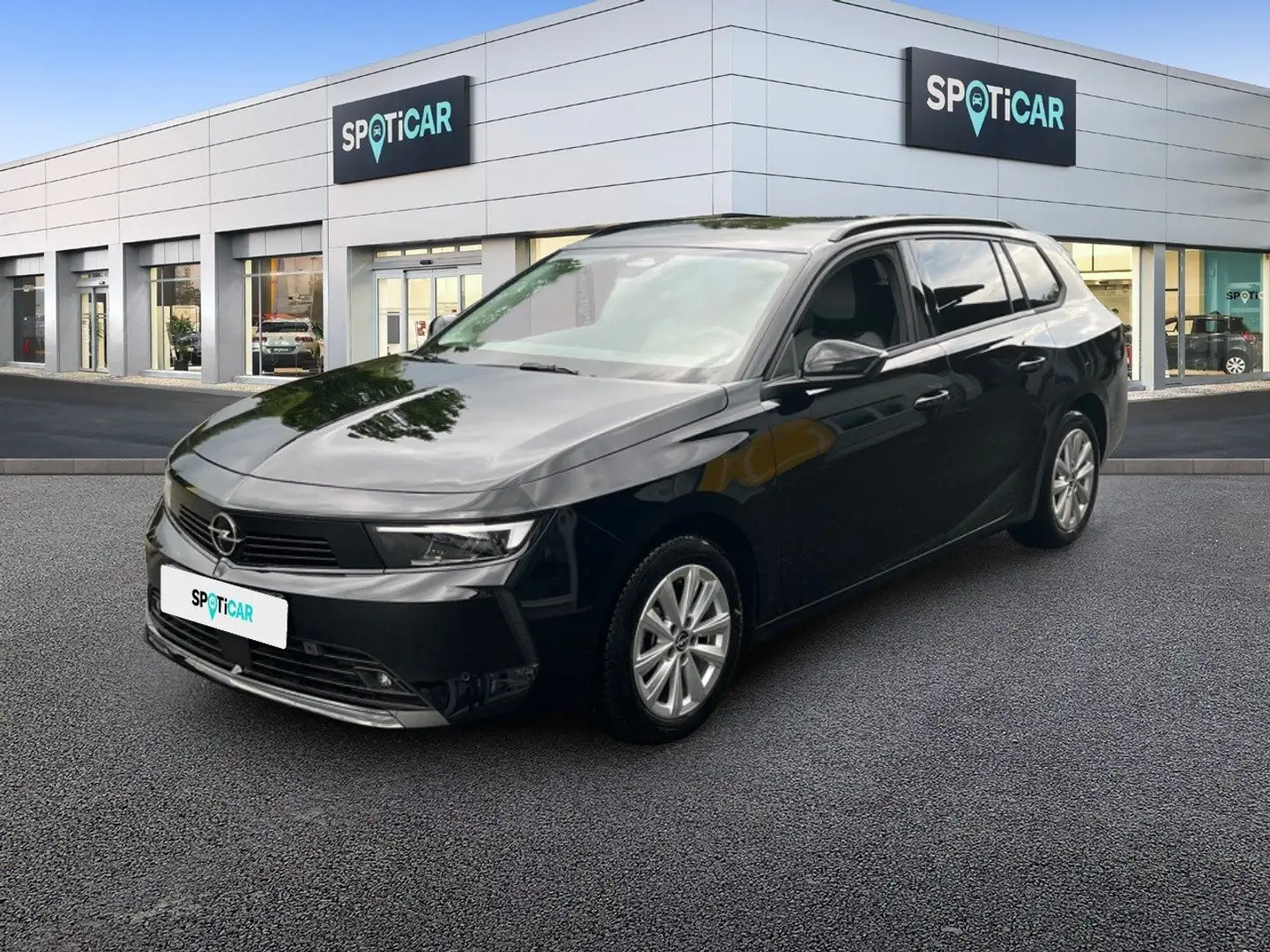 Opel Astra Sports Tourer 1.2 Turbo Enjoy Navi Kamera Zwart - 1