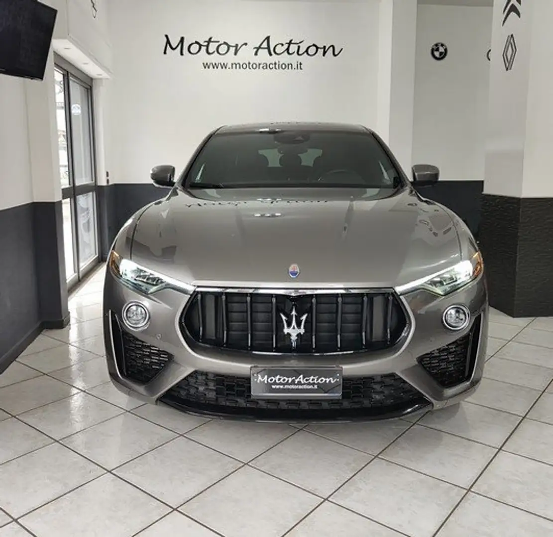 Maserati Levante 3.0 V6 Gransport 350cv auto Grigio - 2