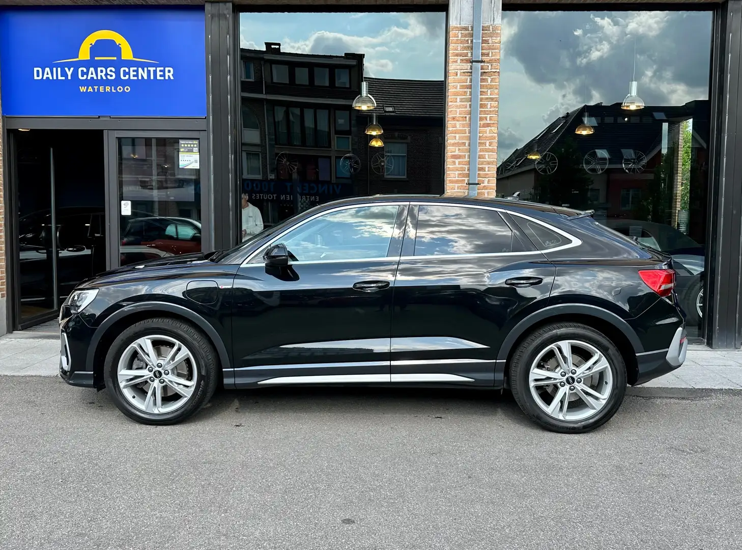 Audi Q3 Sportback PHEV 45 TFSIe S line Noir - 2