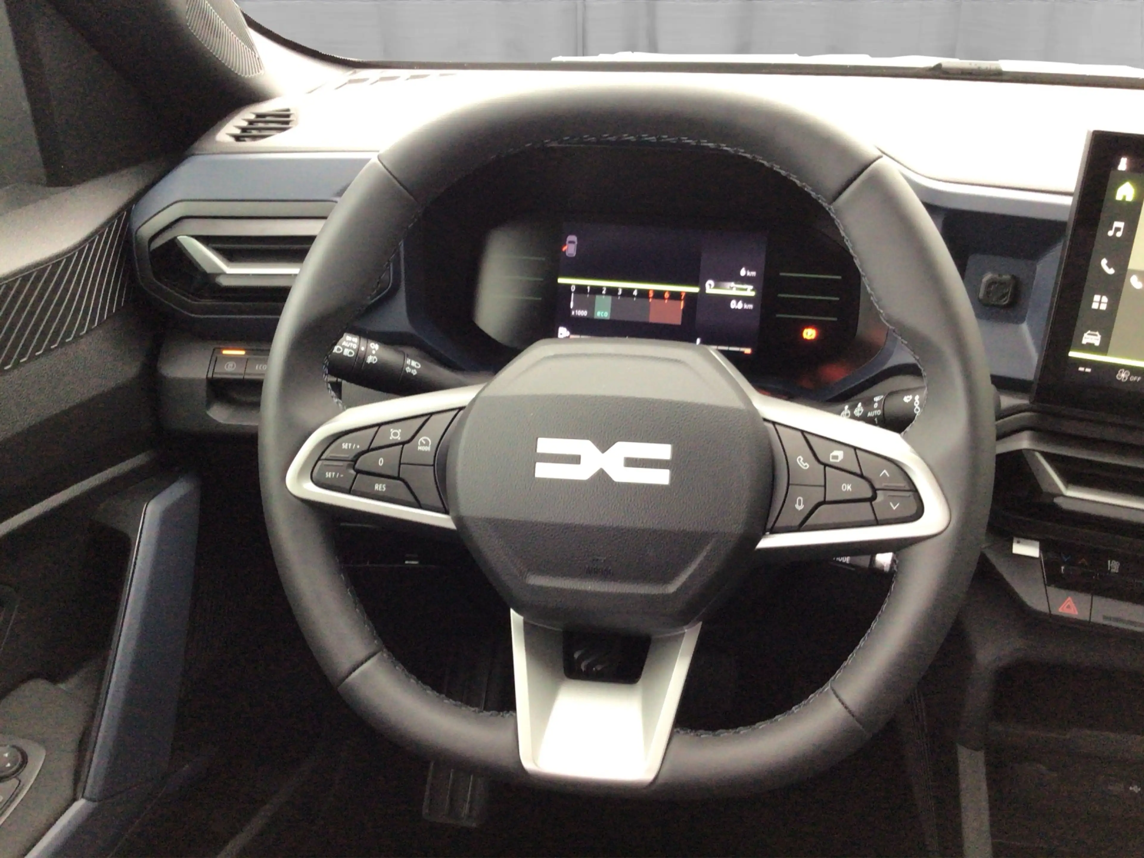 Dacia Bigster TCe 140 Mild Hybrid Expression — photo 11