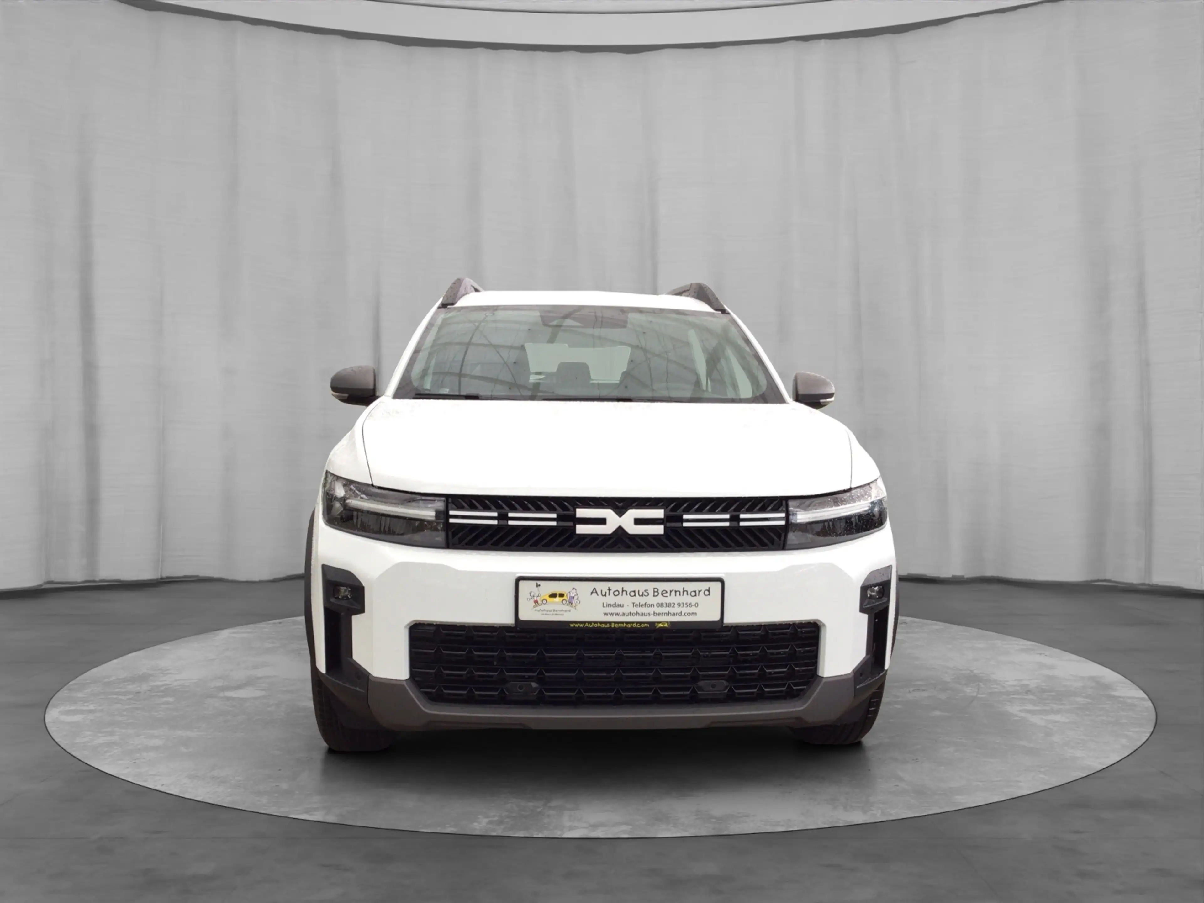 Dacia Bigster TCe 140 Mild Hybrid Expression — photo 9