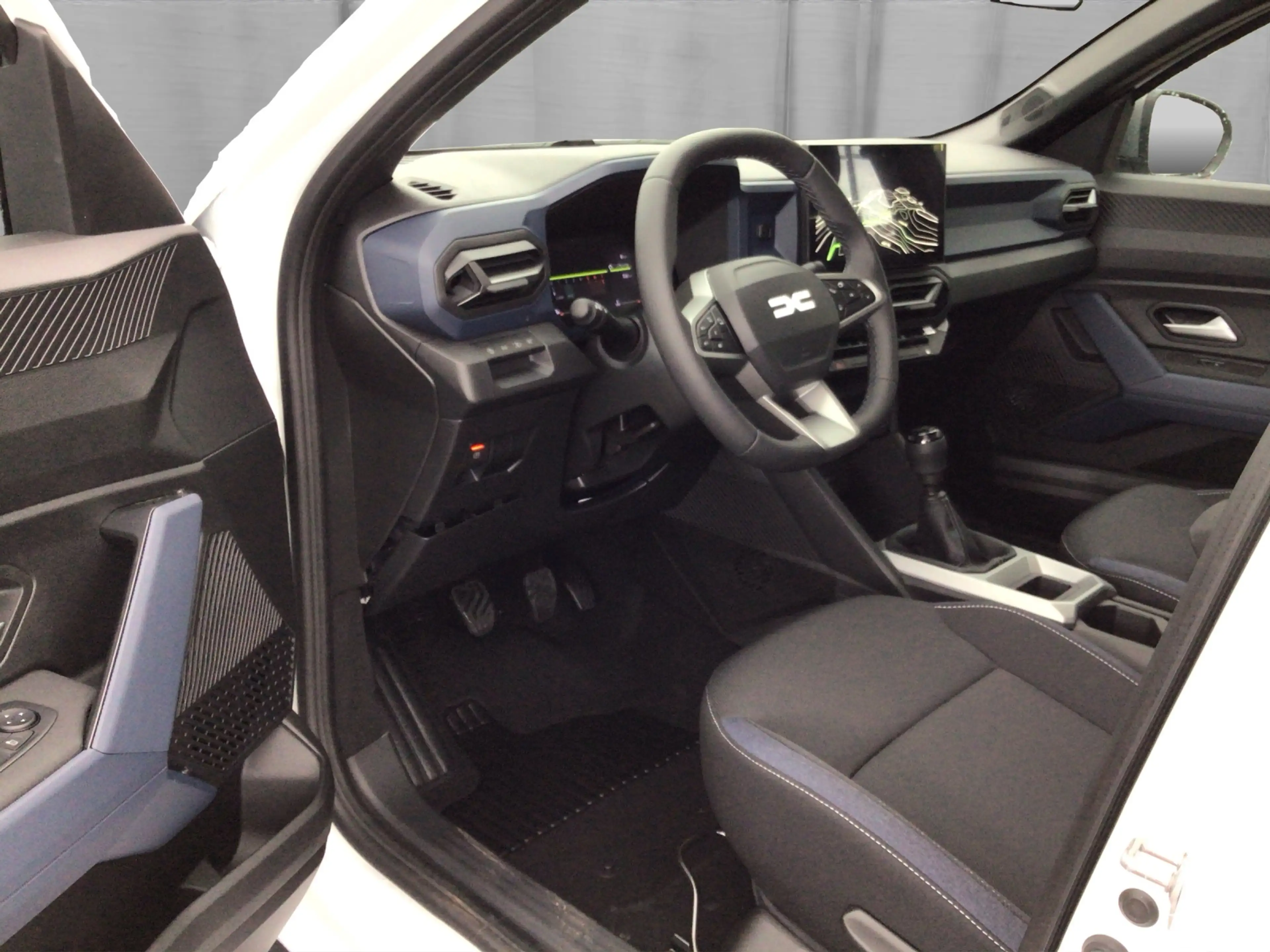 Dacia Bigster TCe 140 Mild Hybrid Expression — photo 10