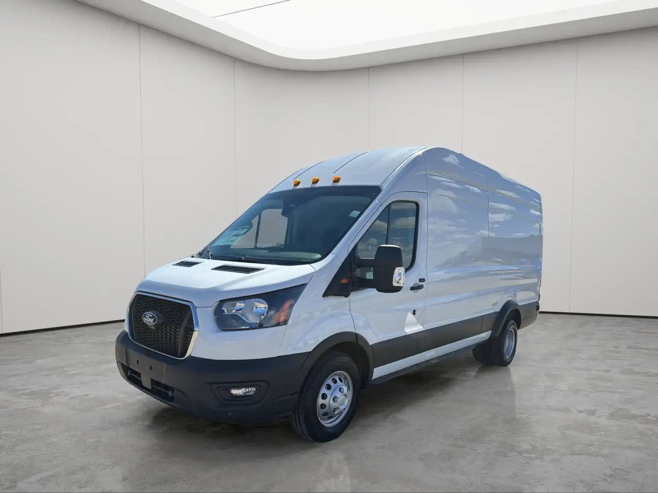 Ford Transit Cargo Van снимка Ford Transit Cargo Van