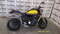 Yamaha XSR 900 - thumbnail 1