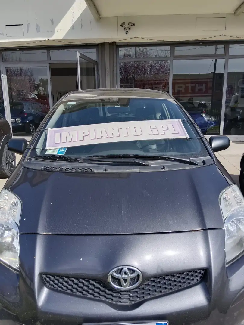 Toyota Yaris 3p 1.0 Now Gpl - 1