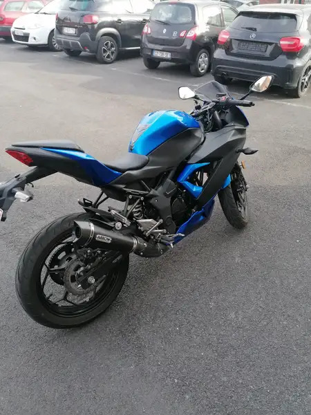 Kawasaki Ninja 125 - foto 3