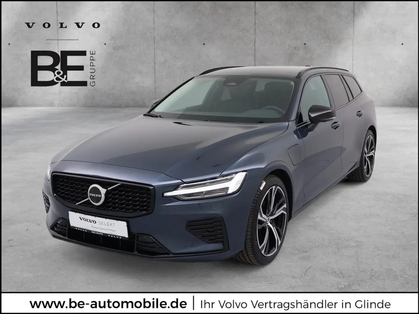 Volvo V60 T6 Plus Dark Recharge Plug-In Hybrid AWD Blau - 1