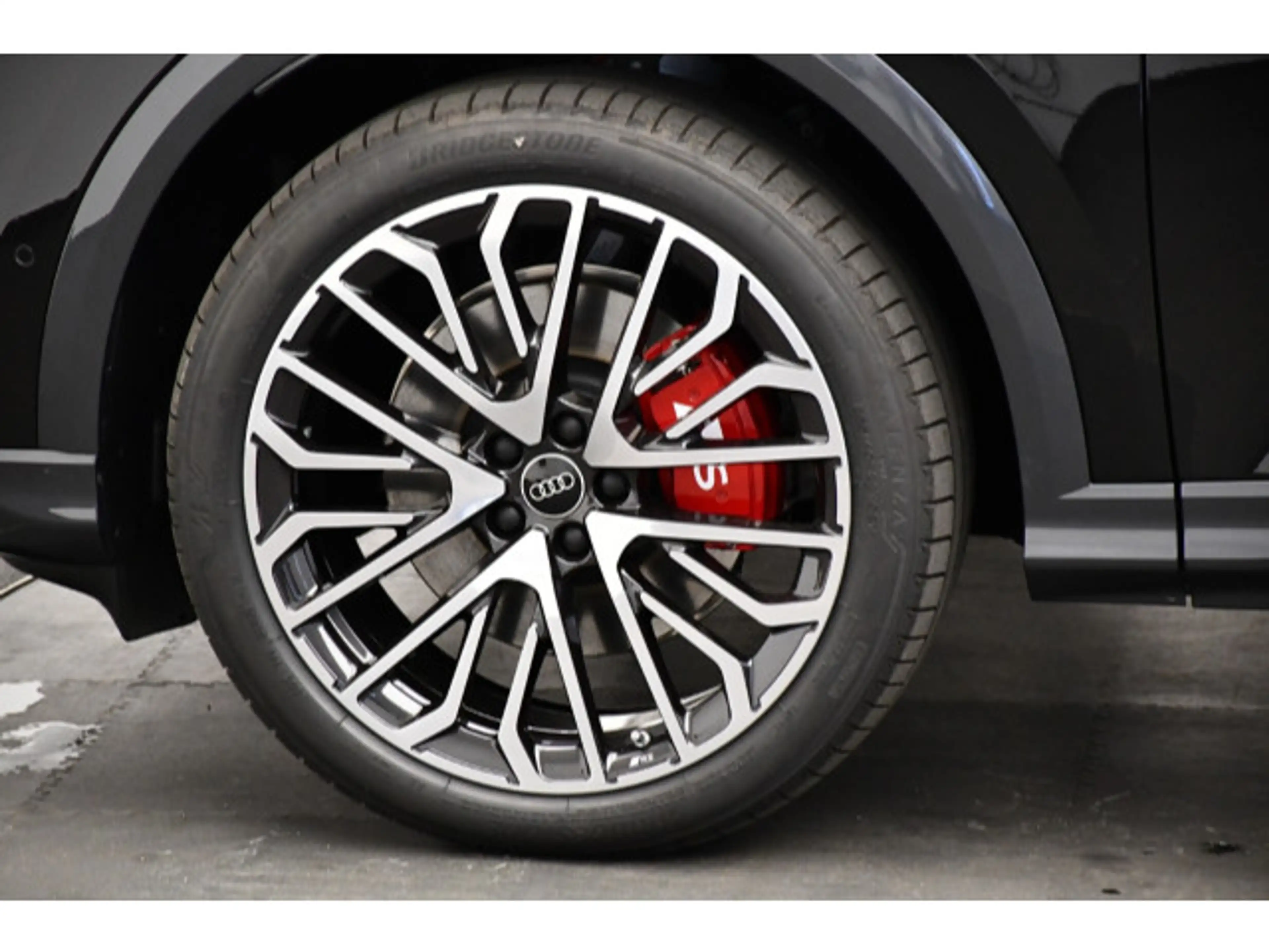 Audi SQ5 TFSI S tronic — photo 15