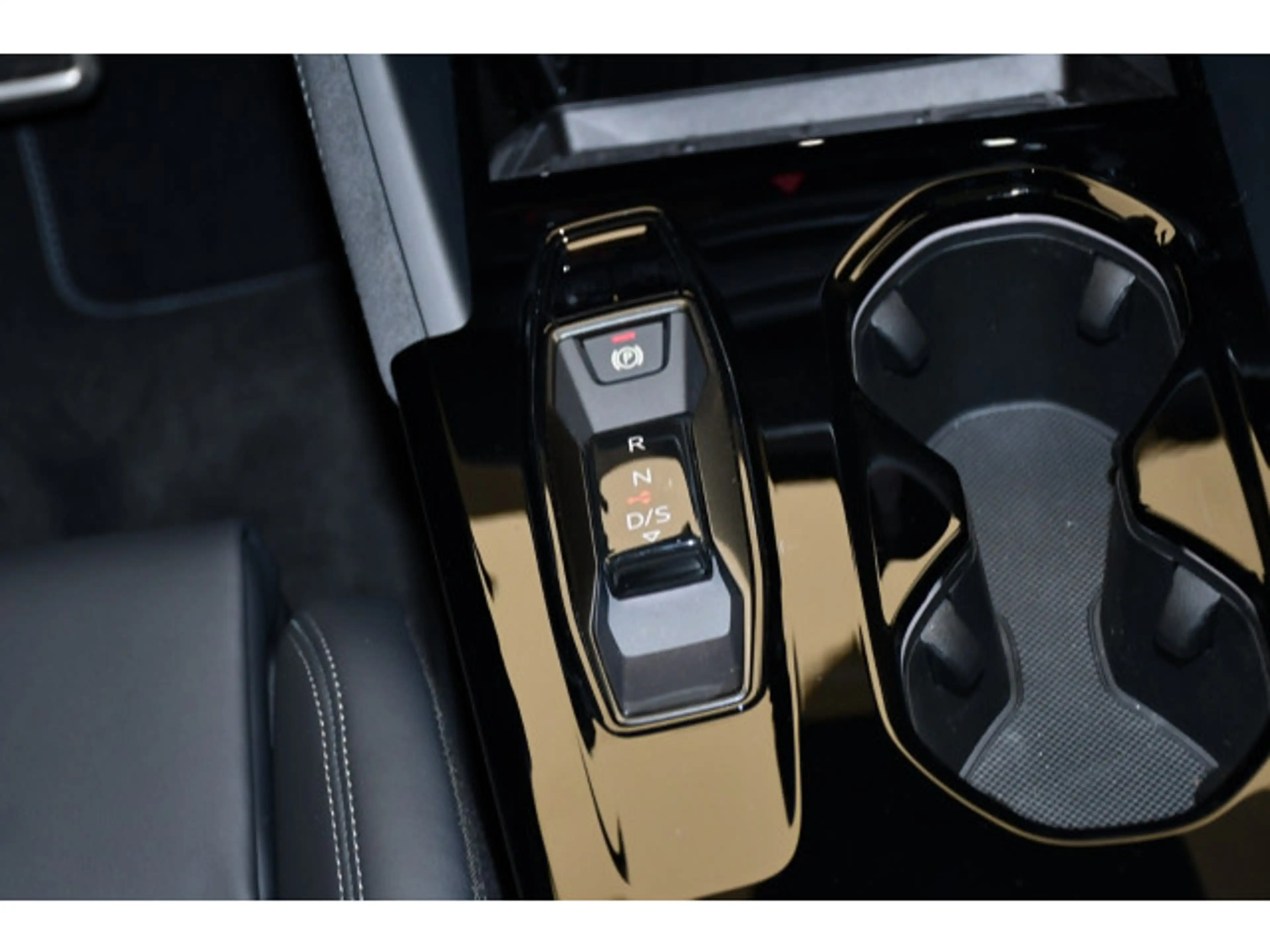 Audi SQ5 TFSI S tronic — photo 7