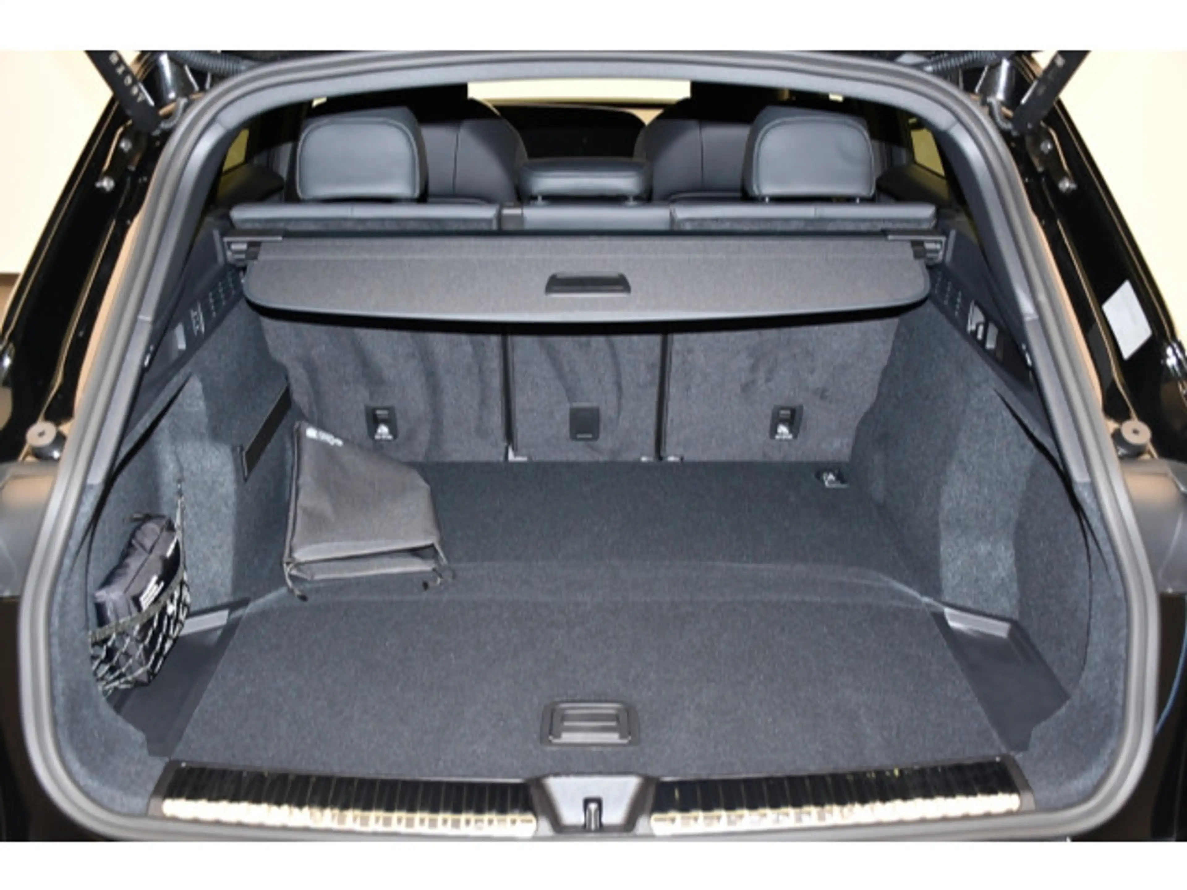 Audi SQ5 TFSI S tronic — photo 12
