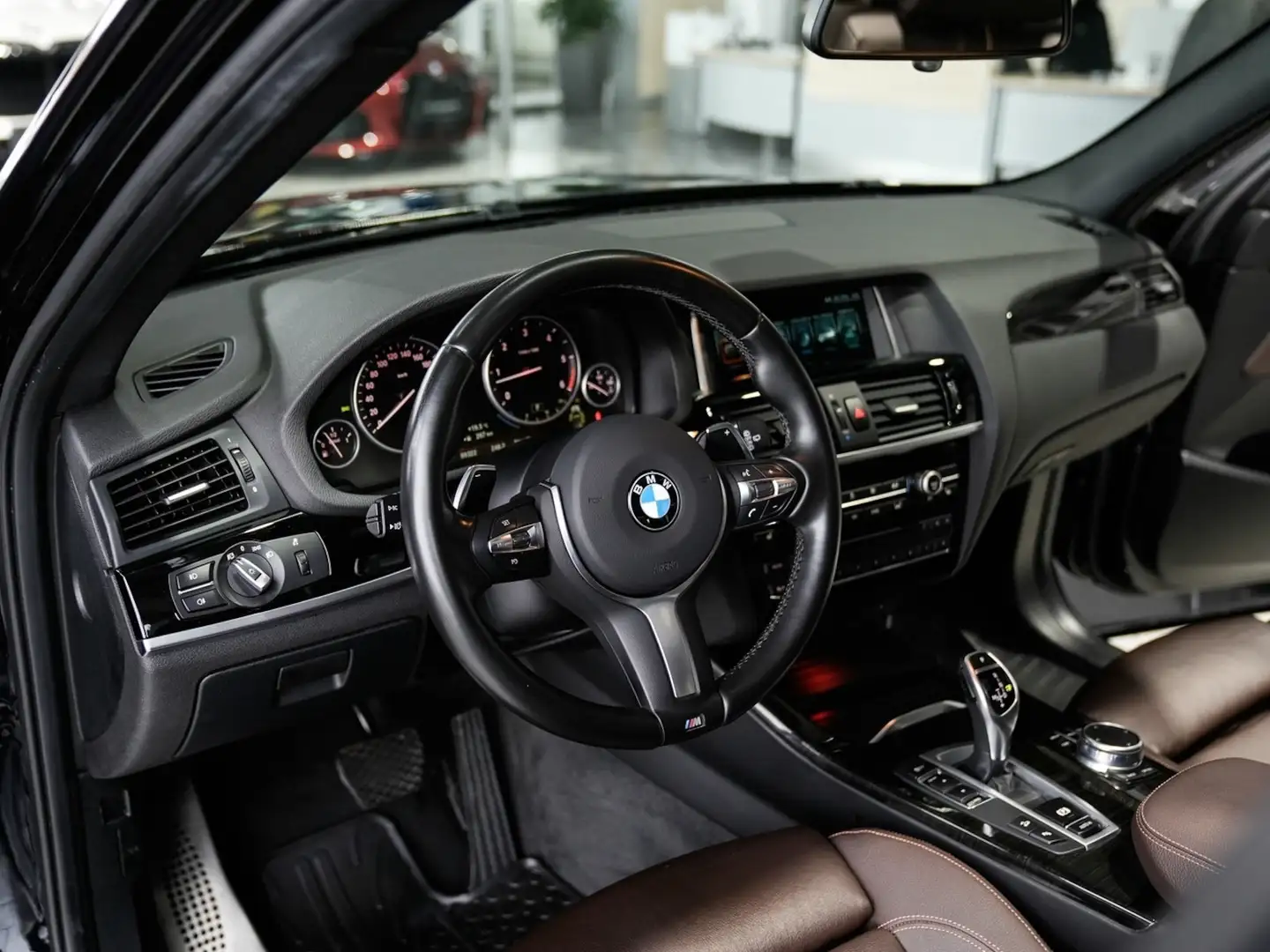 BMW X3 35d M Sport Leder Kamera Panorama Memory Schwarz - 2