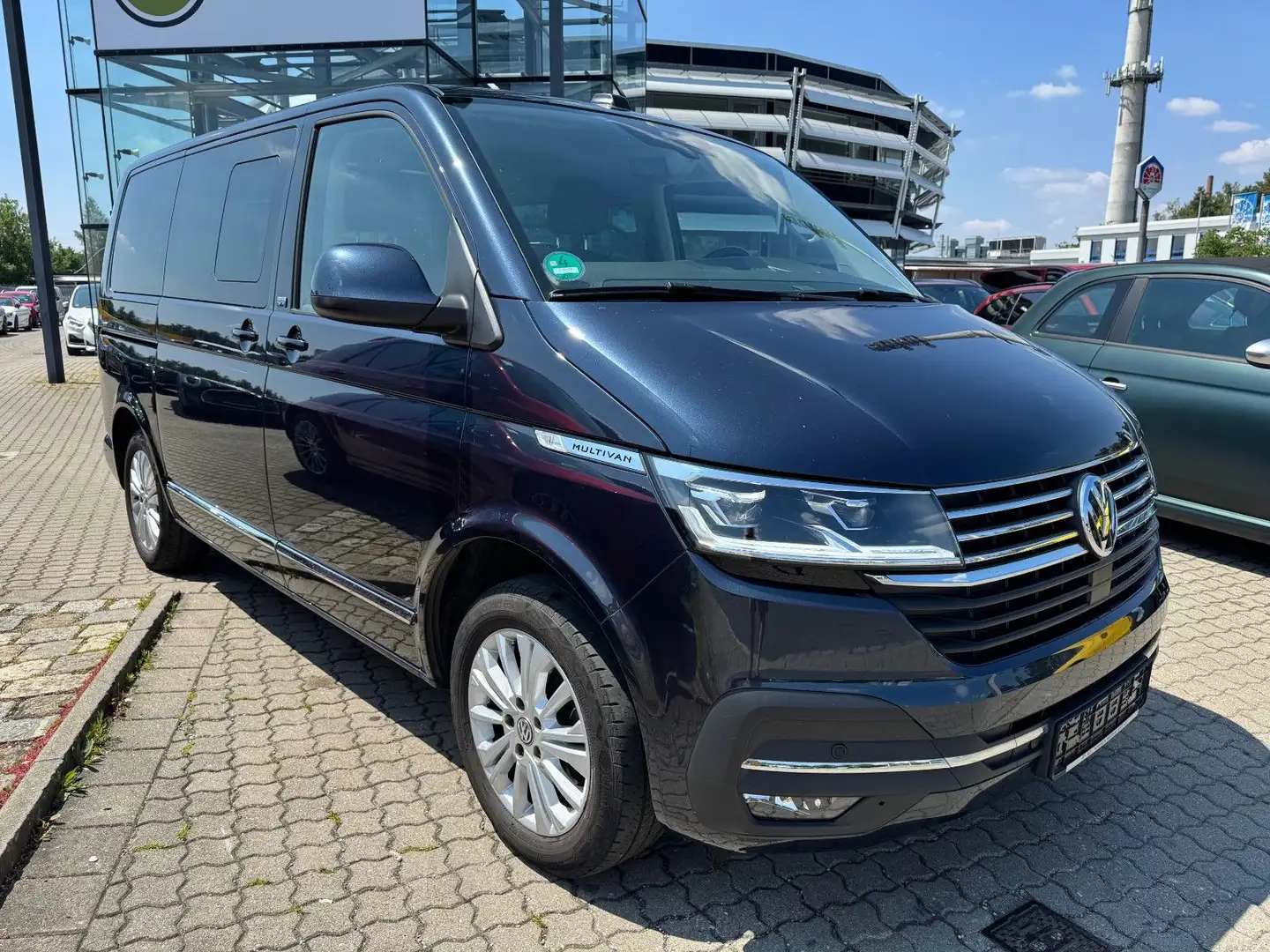 Volkswagen T6 Multivan T6.1 Multivan Generation Six 2.0 TDI Navi LED Bleu - 1