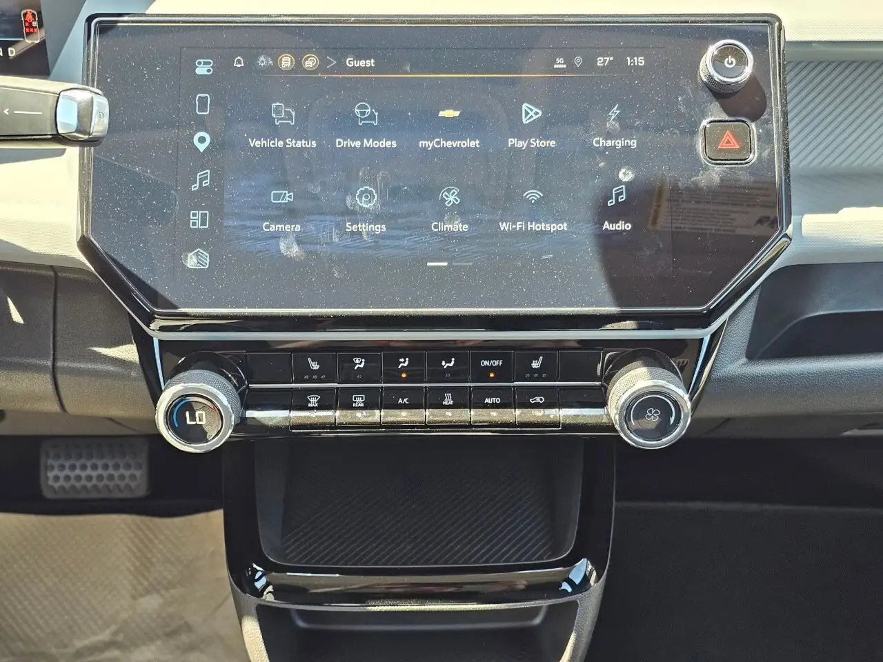 Chevrolet Bolt снимка Chevrolet Bolt
