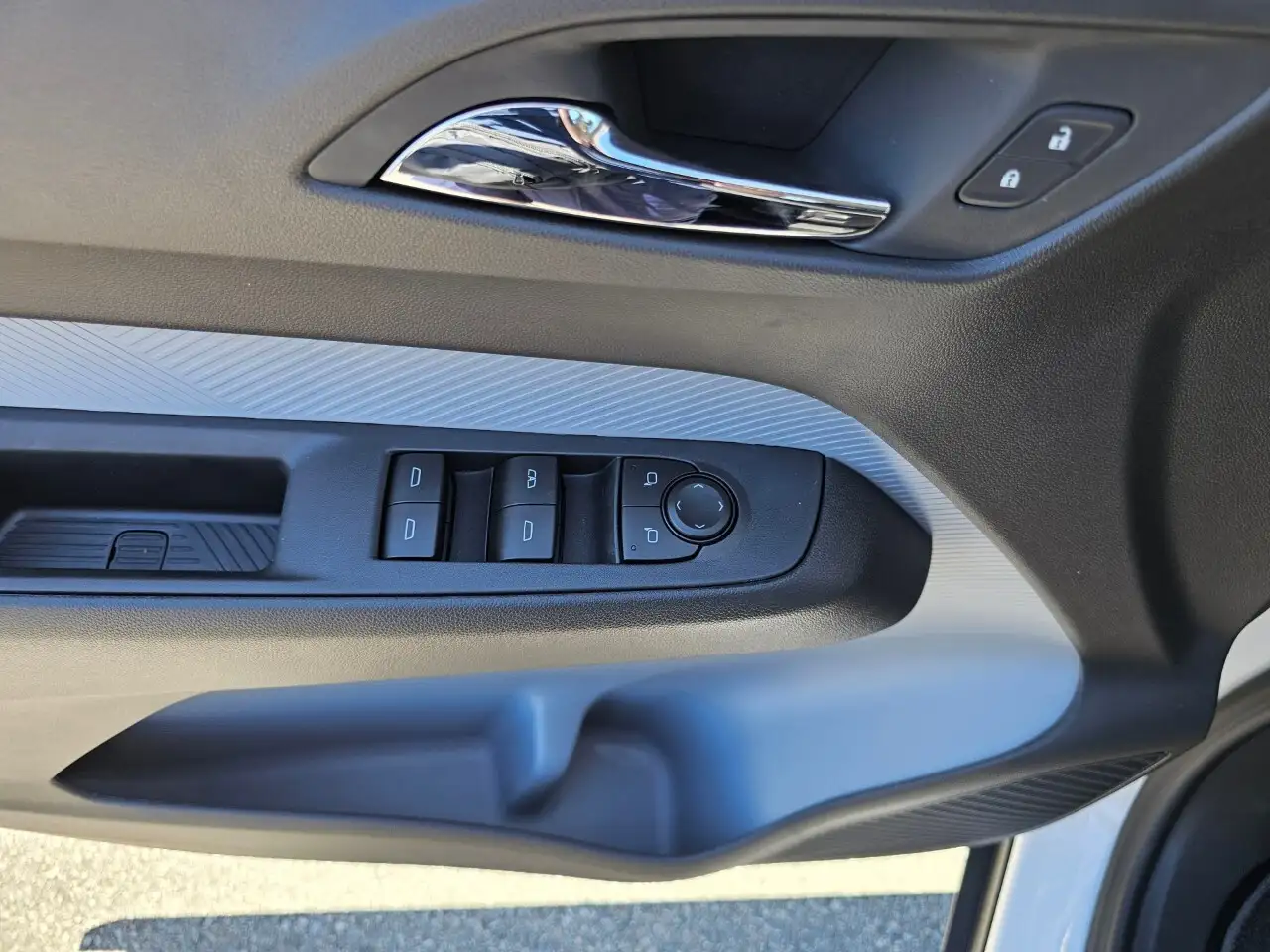 Chevrolet Bolt снимка Chevrolet Bolt