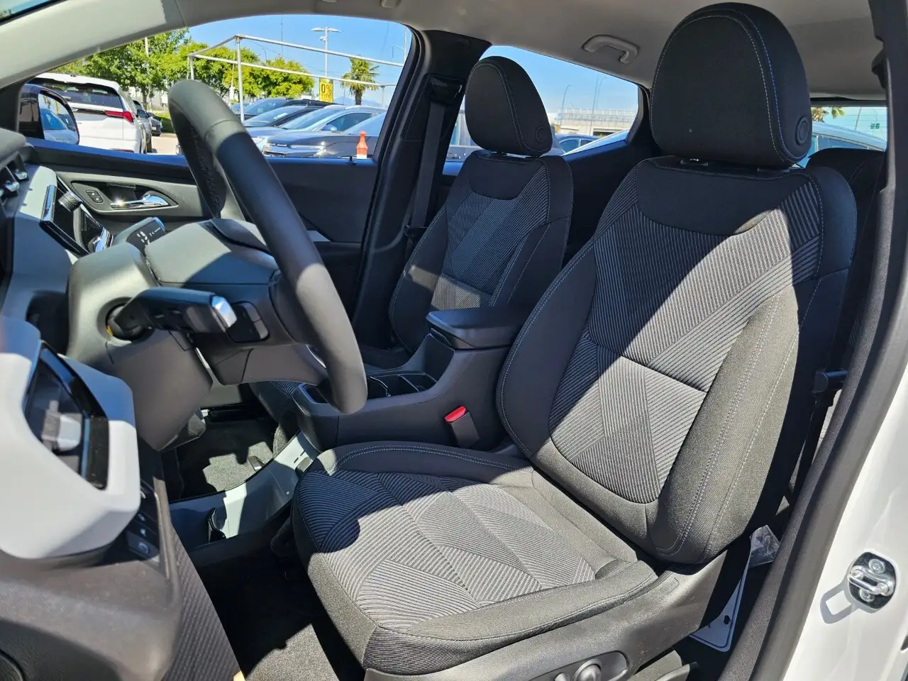 Chevrolet Bolt снимка Chevrolet Bolt