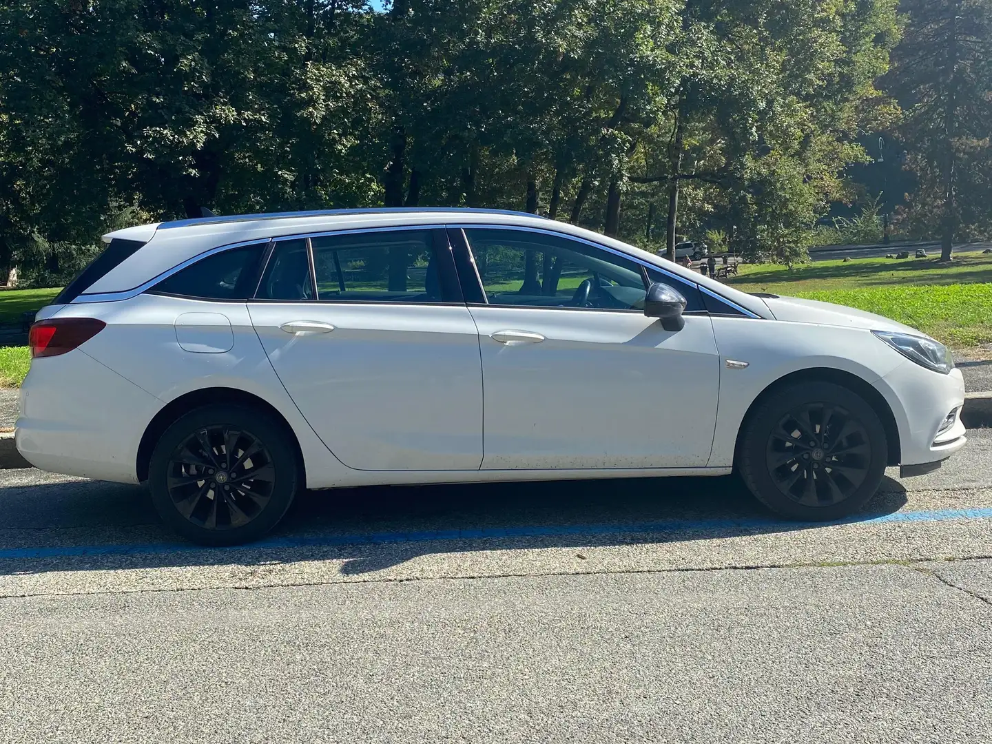 Opel Astra AstraSports Tourer 1.4 t Dynamic ecoM 110cv my18.5 Wit - 1