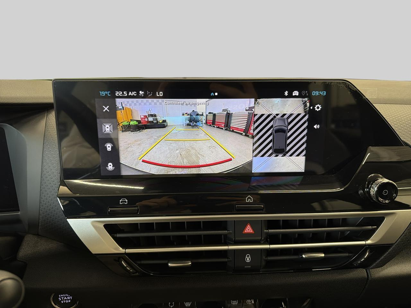 Citroen C4 Hybrid 145 ch Automatic MAX — photo 12
