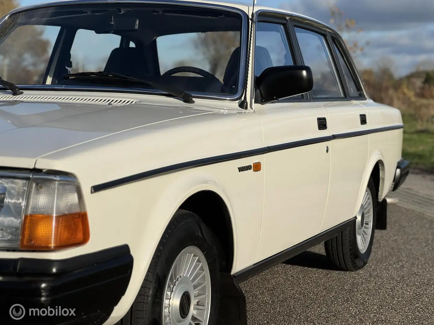 Volvo 240 244 2.0 DL 1985 Topconditie LPG Wit - 2