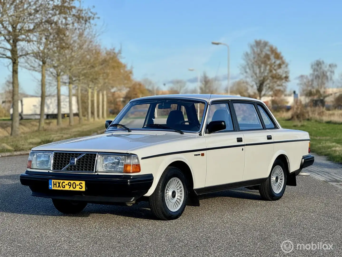Volvo 240 244 2.0 DL 1985 Topconditie LPG Wit - 1