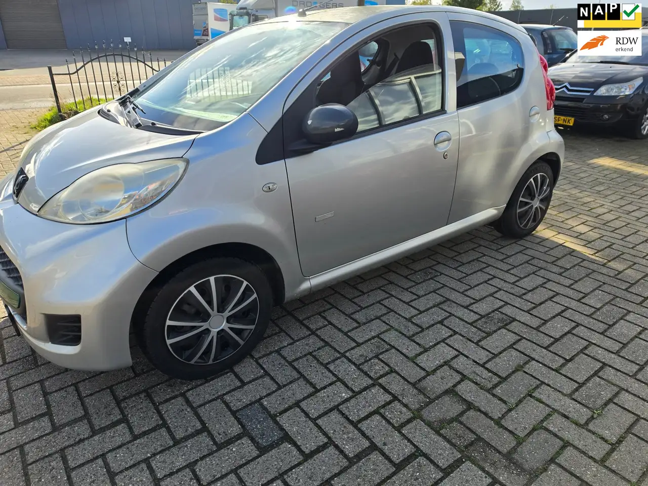 Peugeot 107