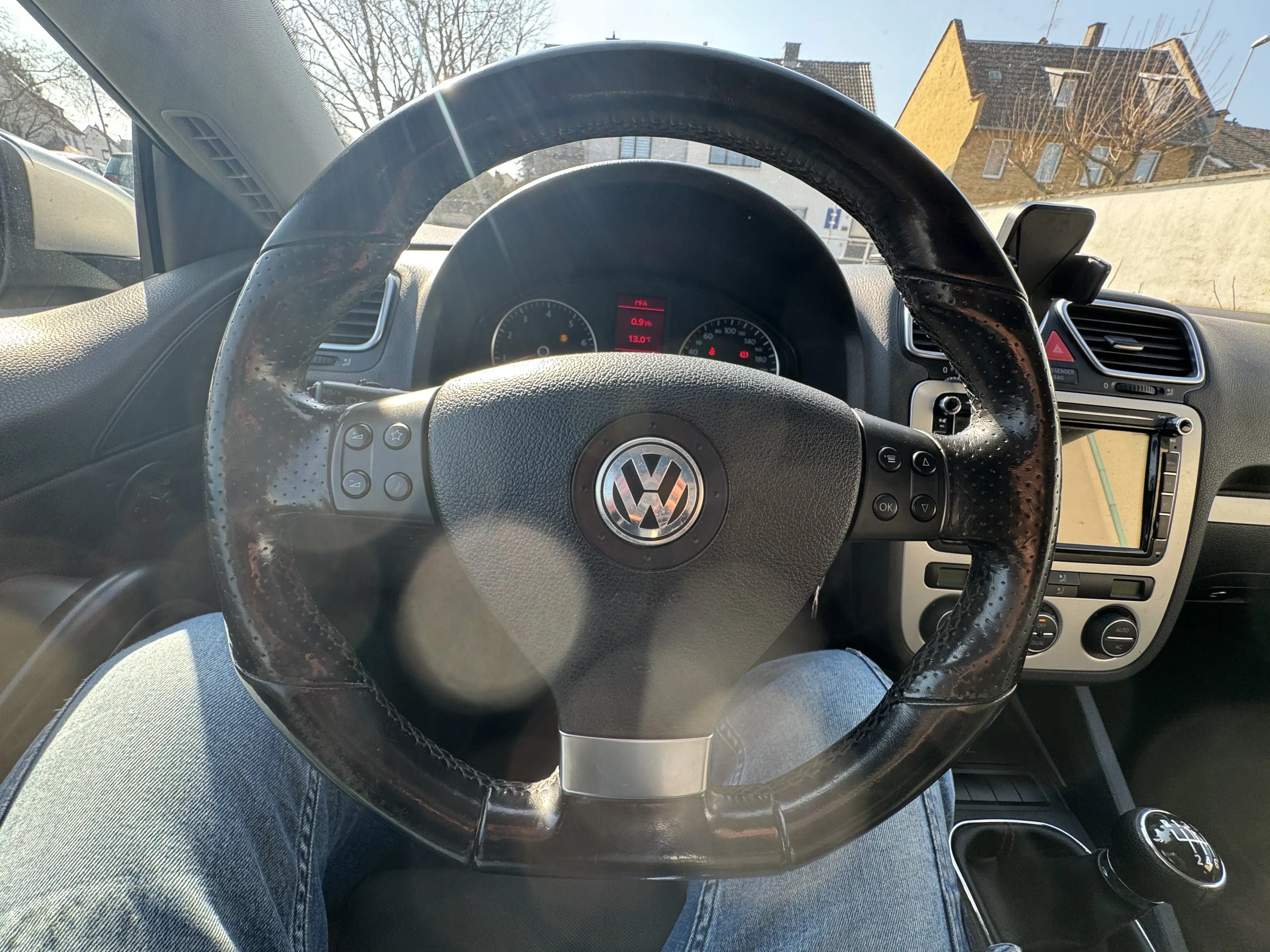 Volkswagen Scirocco 1.4 TSI 118 kW — photo 14