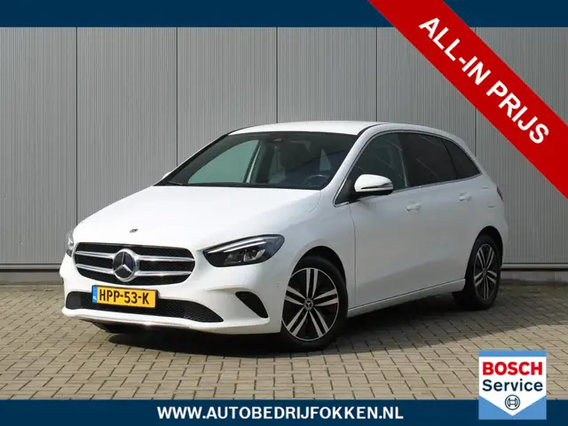Mercedes-Benz B 250 e 218pk | Widescreen | Trekhaak | Stoel- en stuurv